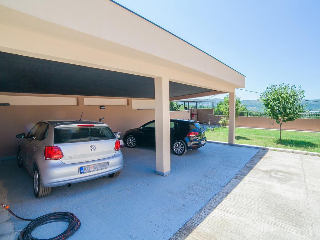 Apartments Urban Wild Kotor Exterior photo